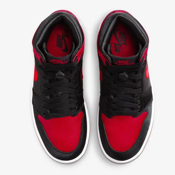 Air Jordan 1 High OG Satin Bred