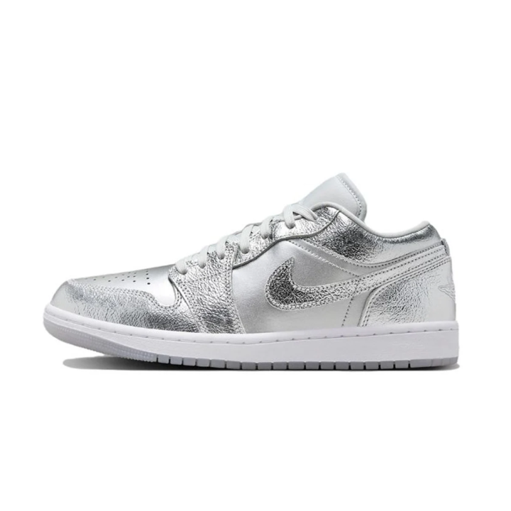 Jordan 1 Low SE Metallic Silver