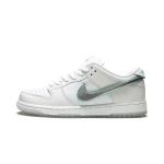 Nike SB Dunk Low Diamond Supply Co. White Diamond